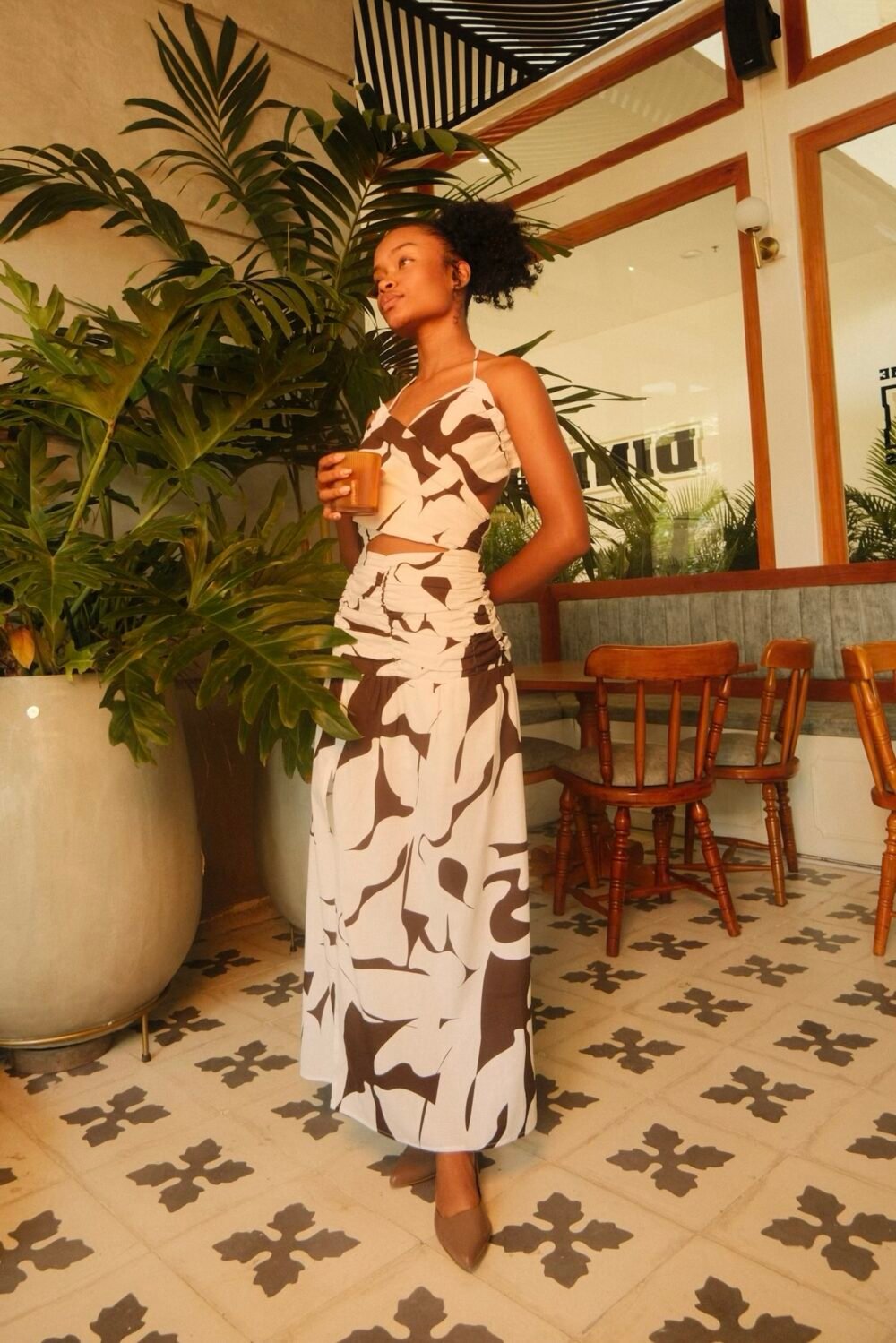Vestido Grecia cafe - Image 9